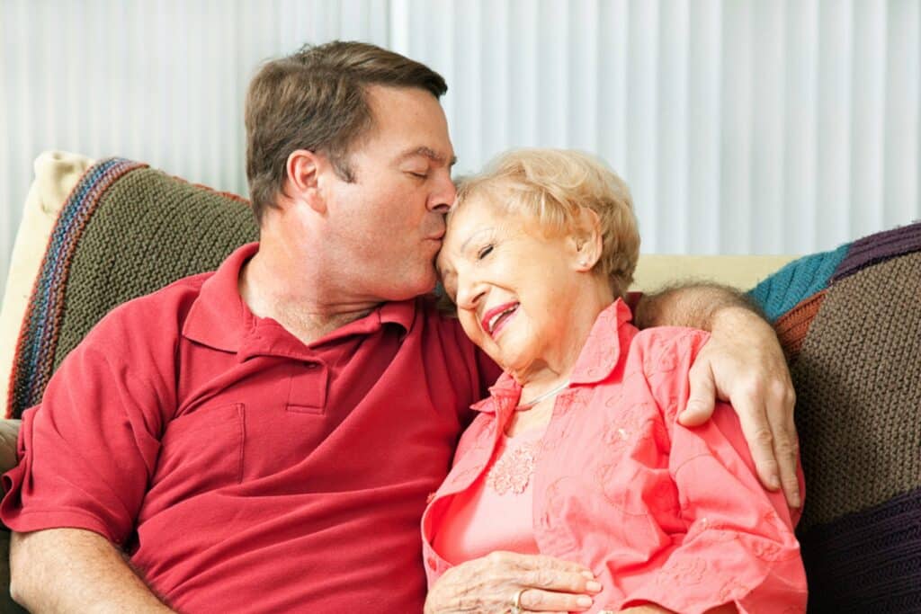 Elderly Care in Glendale AZ: Informal Caregivers